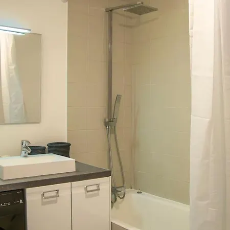 Apartament Spacieux - Canal -stade - Wifi